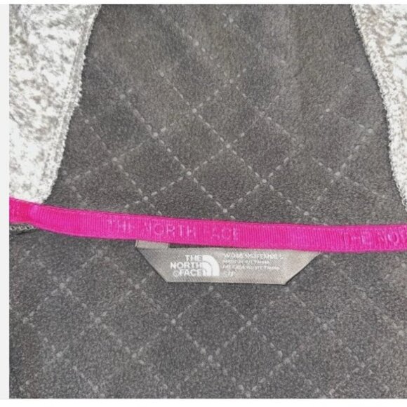 The North Face Perforated Half Zip Jacket women’s size small - Picture 8 of 11